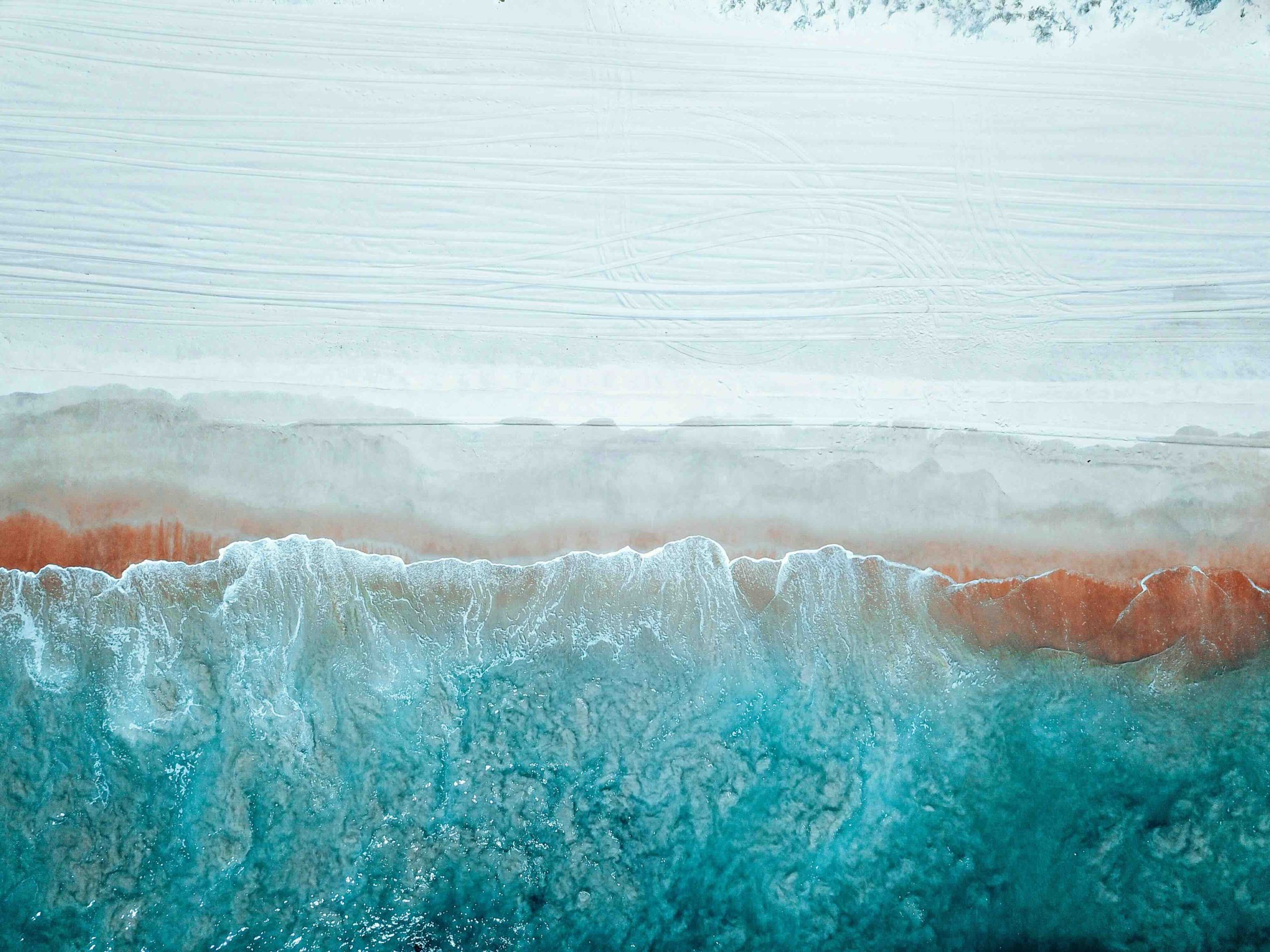 Vagues de l'océan sur les côtes australiennes.