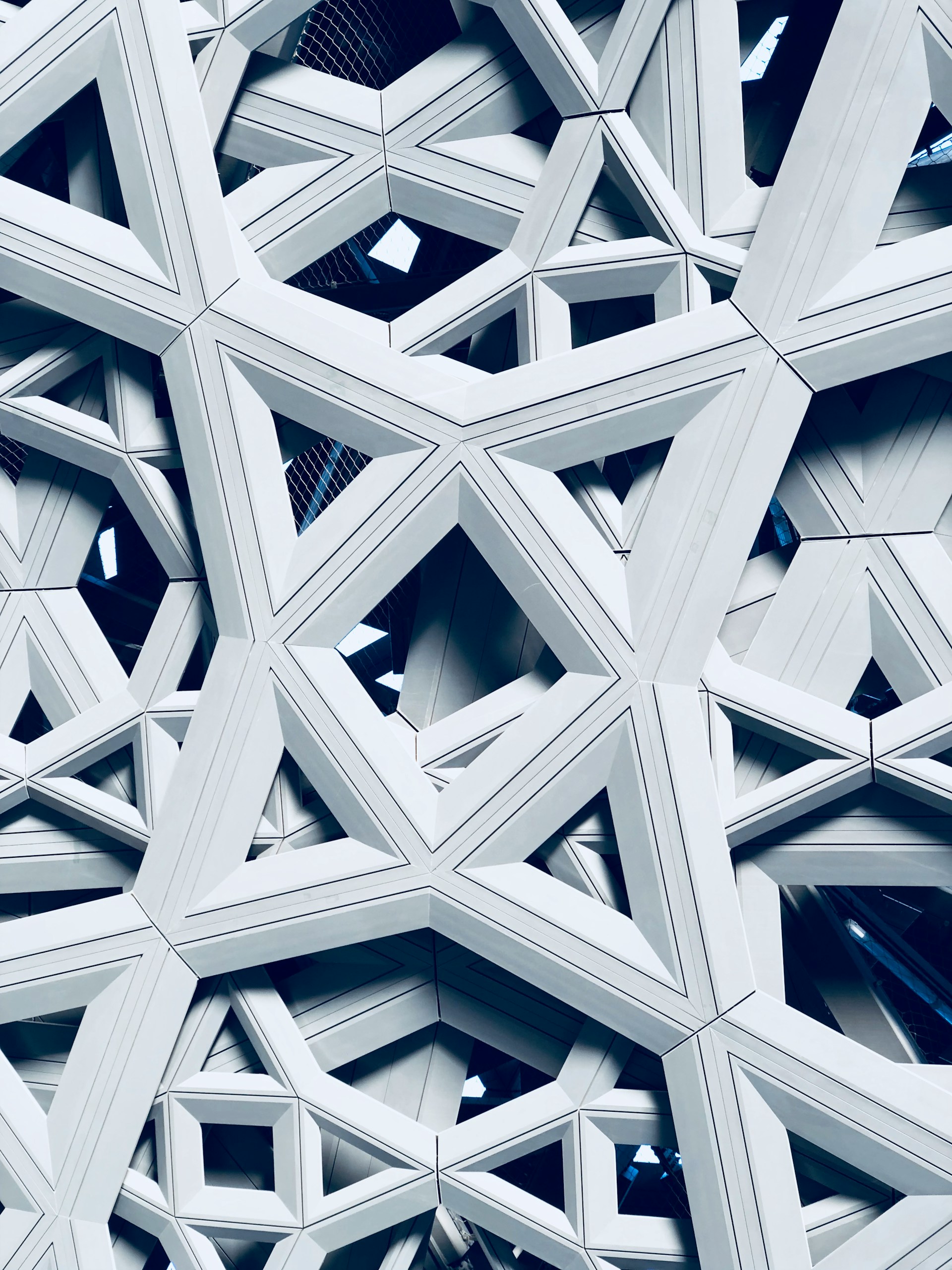Détail de la coupole et de l’architecture du Louvre Abu Dhabi
