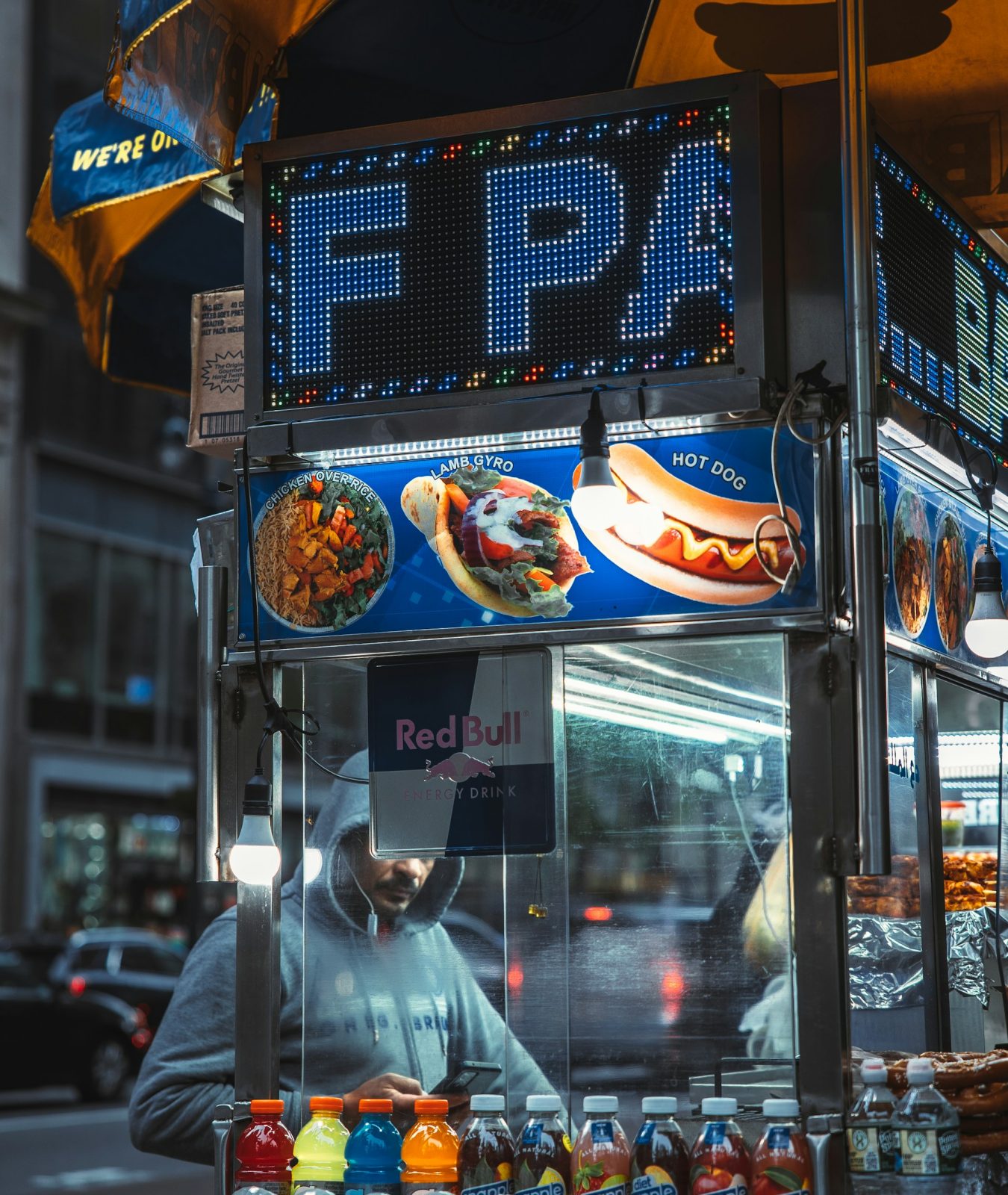 Stand de street food et hot-dogs dans les rues de New York